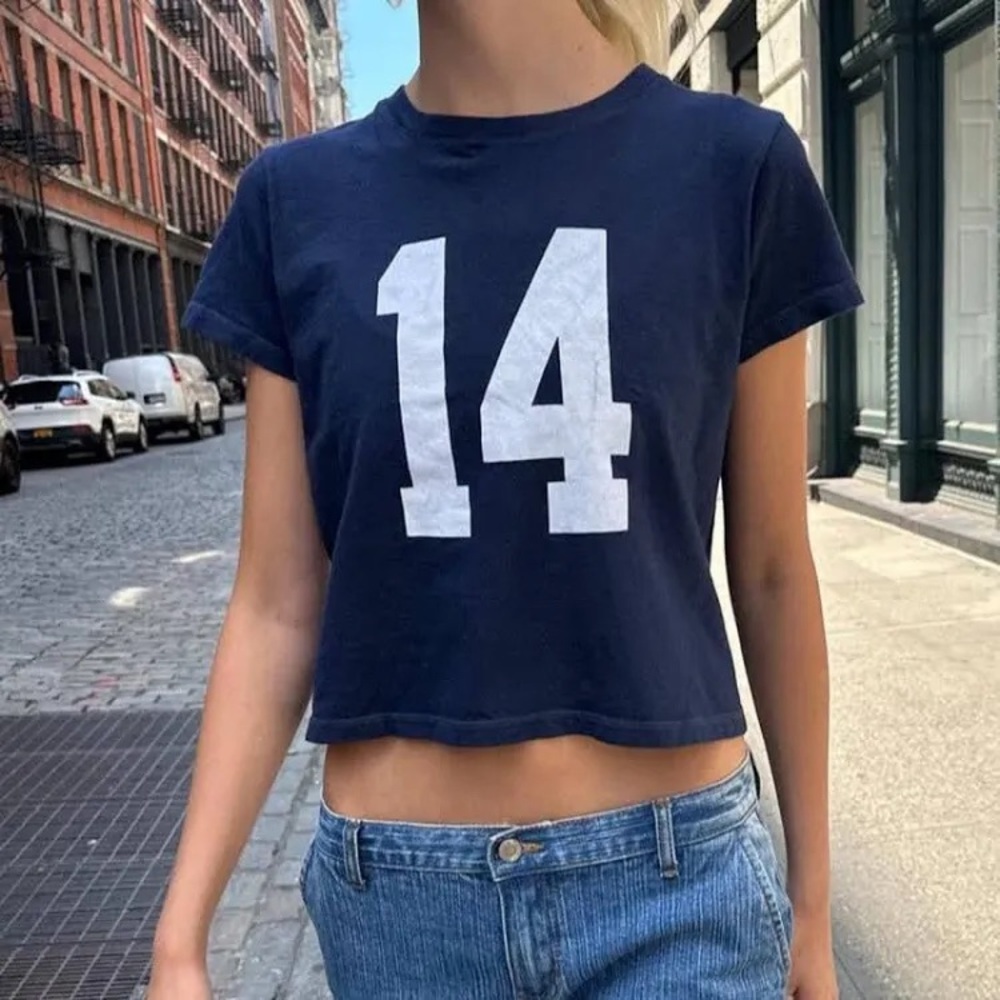 Brandy Melville Chloe 14 Top